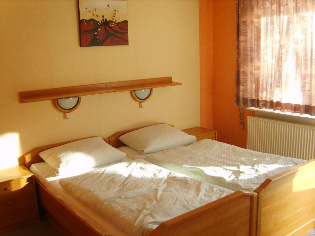 Hotel-Garni "Hof Von Hannover" Wittmund Δωμάτιο φωτογραφία